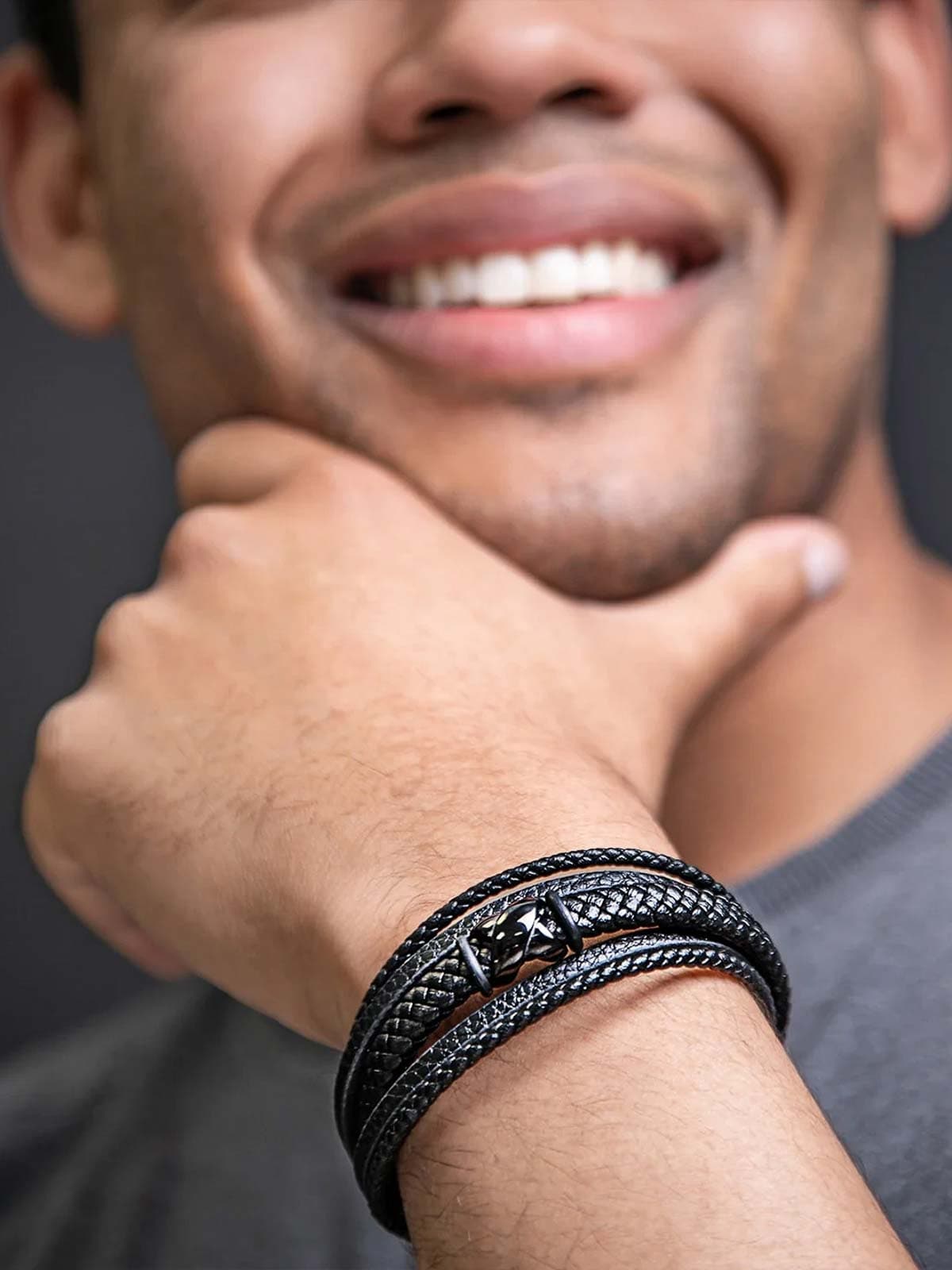 B030-black 2.jpg