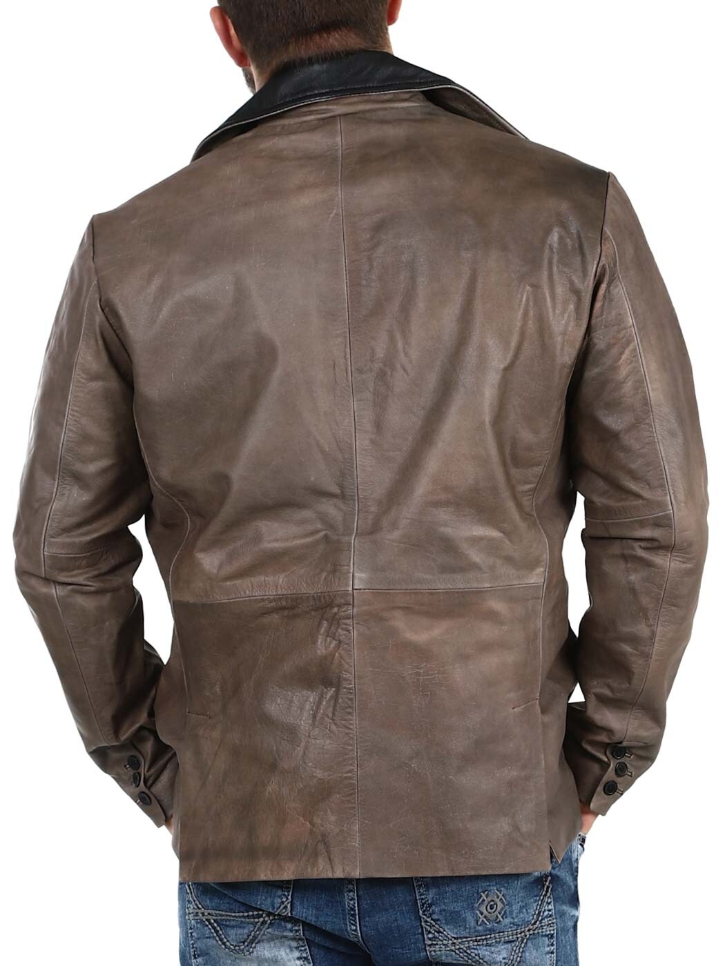 Matan outdoor_6.jpg