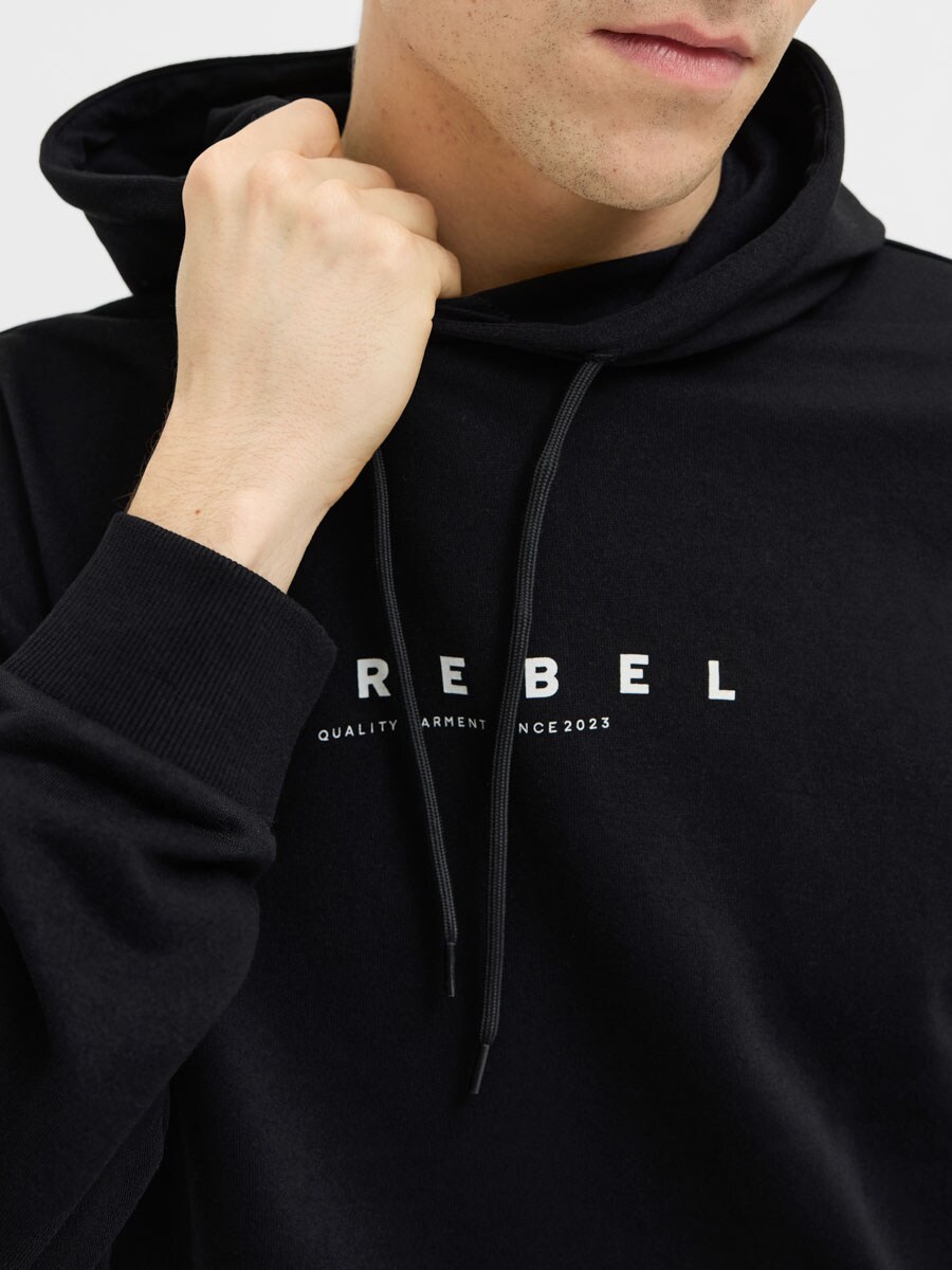 Rebel Rocky Logo Hoodie - Svart_6.jpg