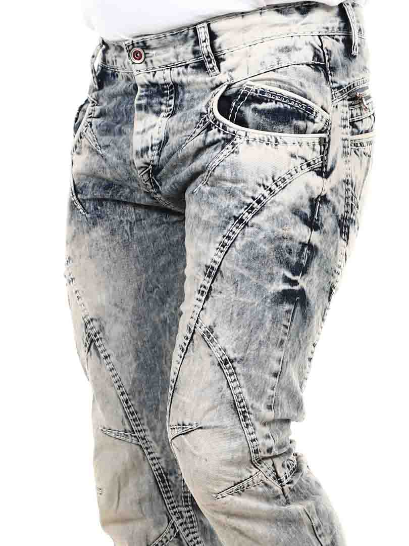 Ripped_Ergon_CipoBaxx_Jeans7.jpg